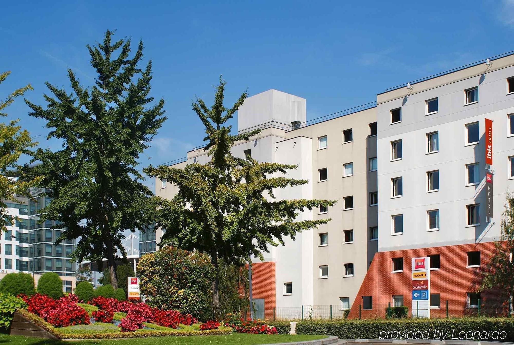 Ibis Paris Saint-Denis Stade Sud Екстериор снимка
