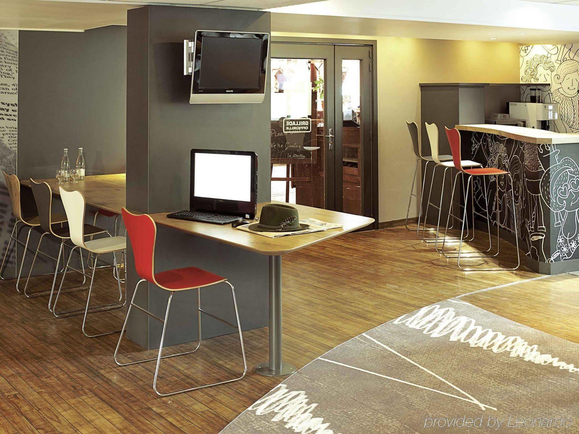 Ibis Paris Saint-Denis Stade Sud Екстериор снимка